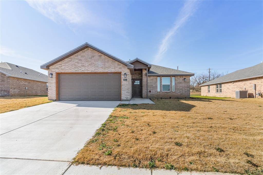 812 Bella Boulevard, Coleman, TX 76834