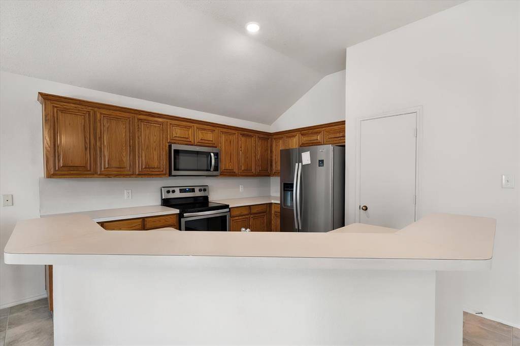 8031 Blue Duck Trail, Arlington, TX 76002