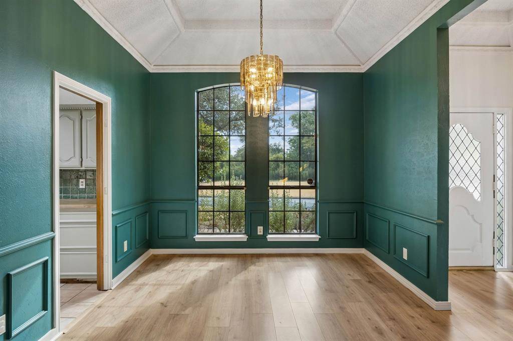 10123 Candlebrook Drive, Dallas, TX 75243