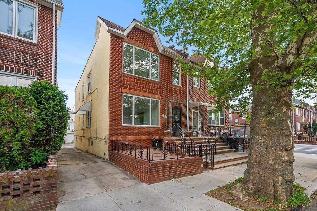 81 Bay 7th ST, Brooklyn, NY 11228