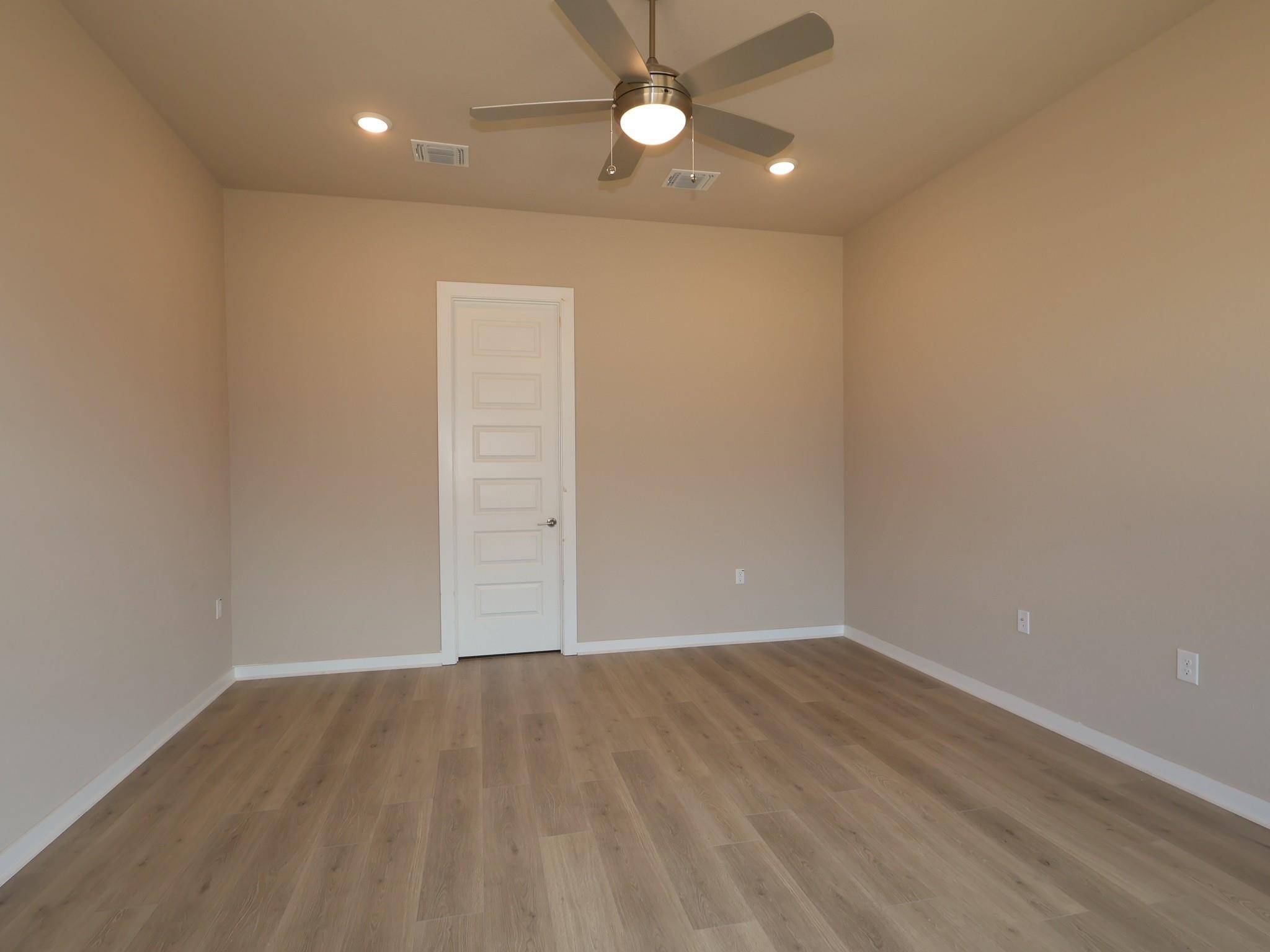 326 Callahan LOOP, Buda, TX 78610