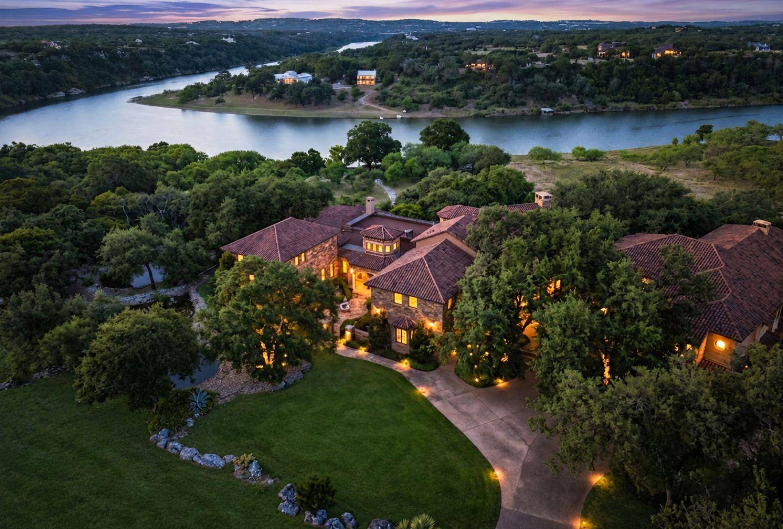 3220 Fall Creek Estates DR, Spicewood, TX 78669