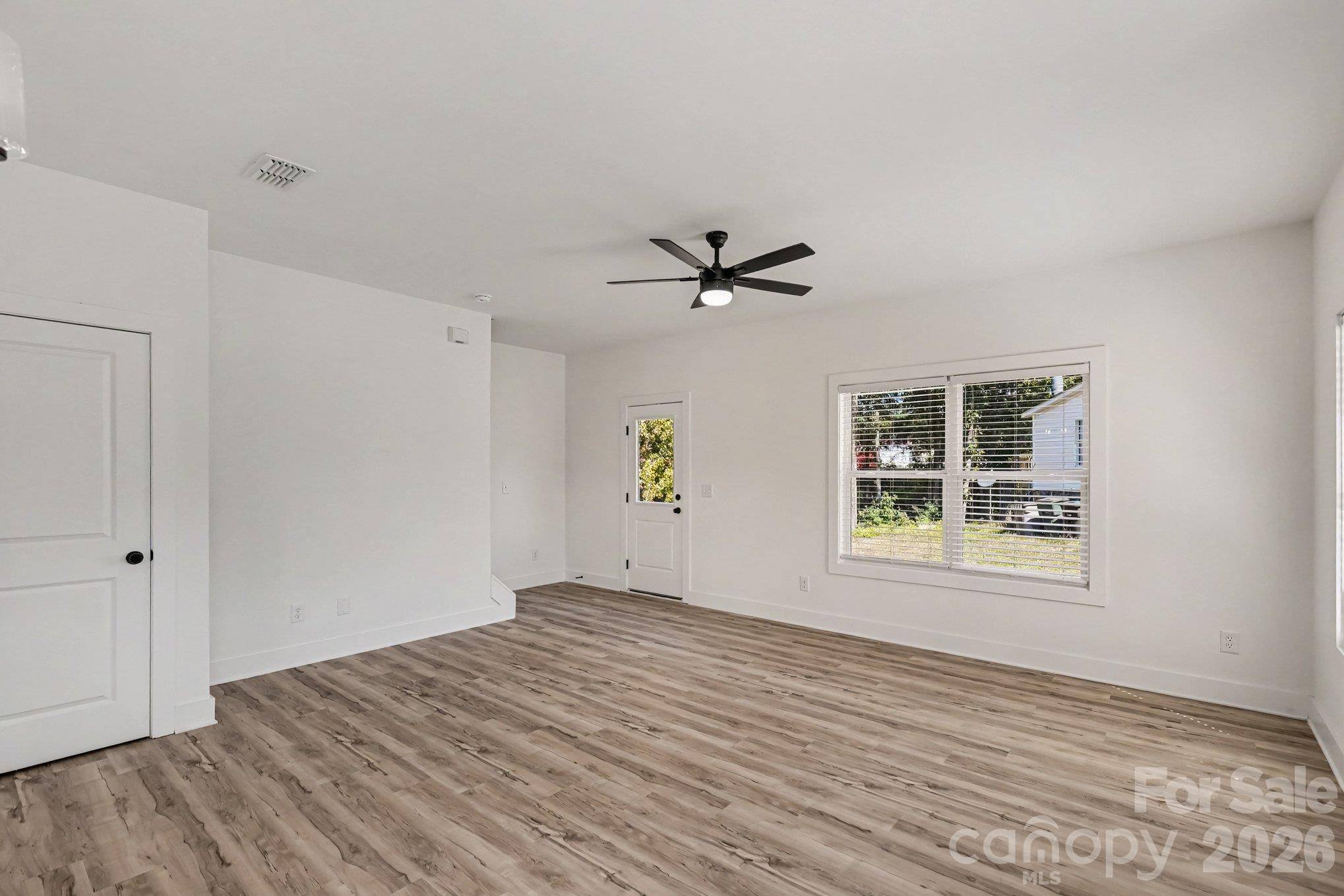 1179 Lauren Marie CT, Gastonia, NC 28052