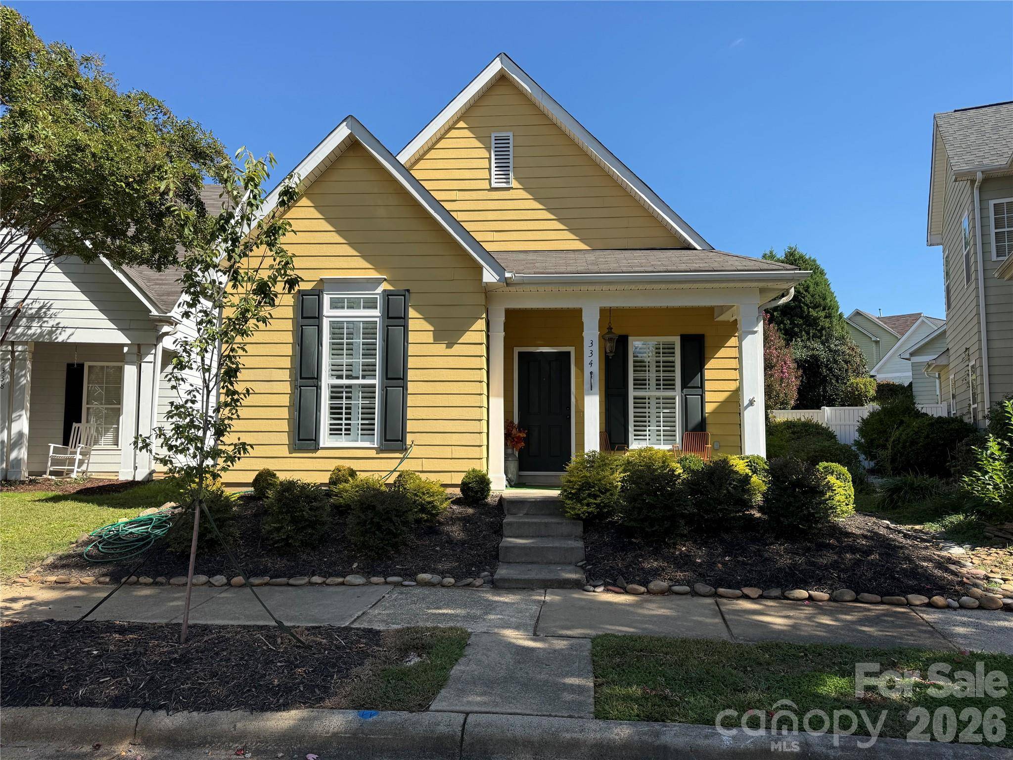 334 Center DR, Davidson, NC 28036