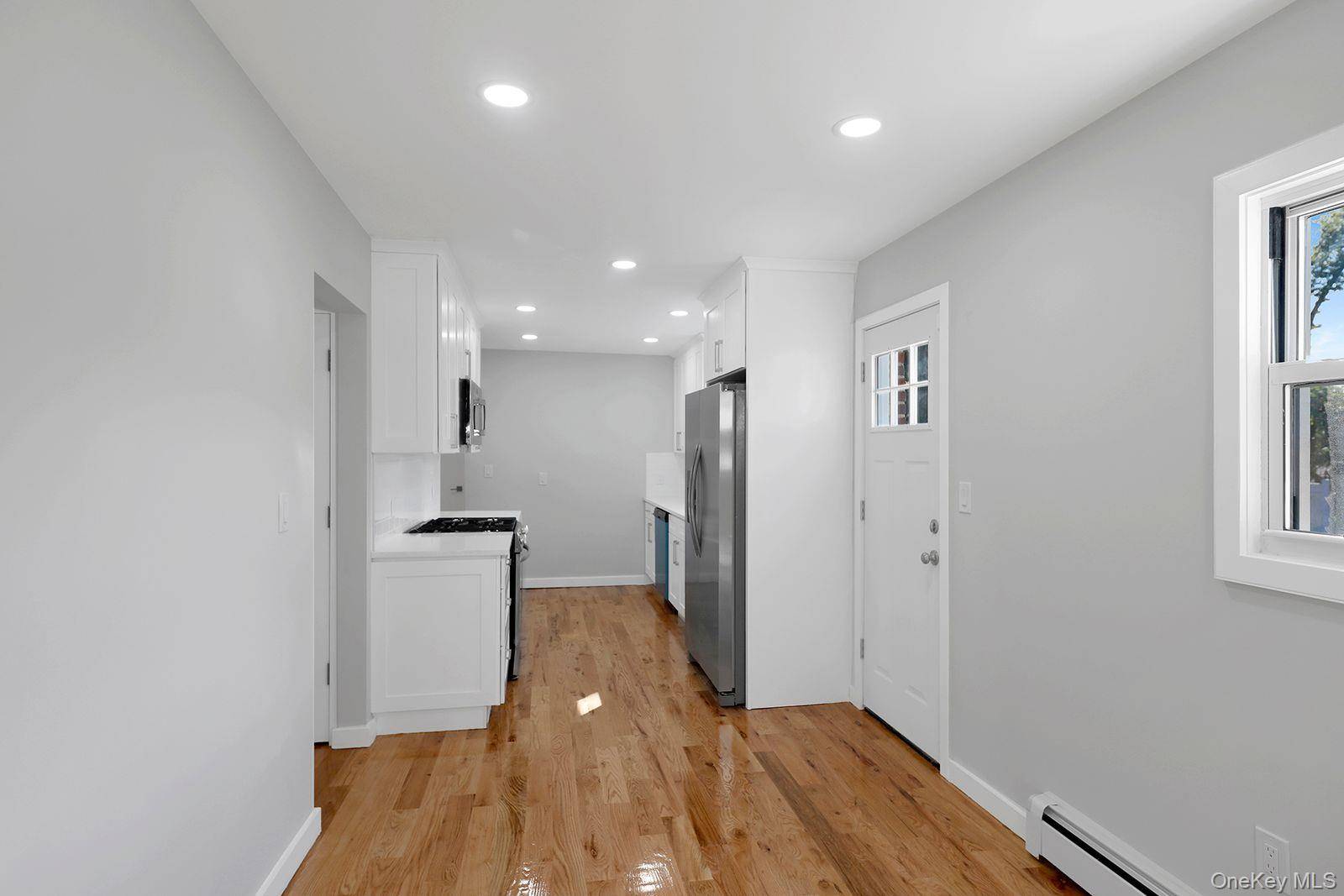 870 Southern Pkwy, Uniondale, NY 11553