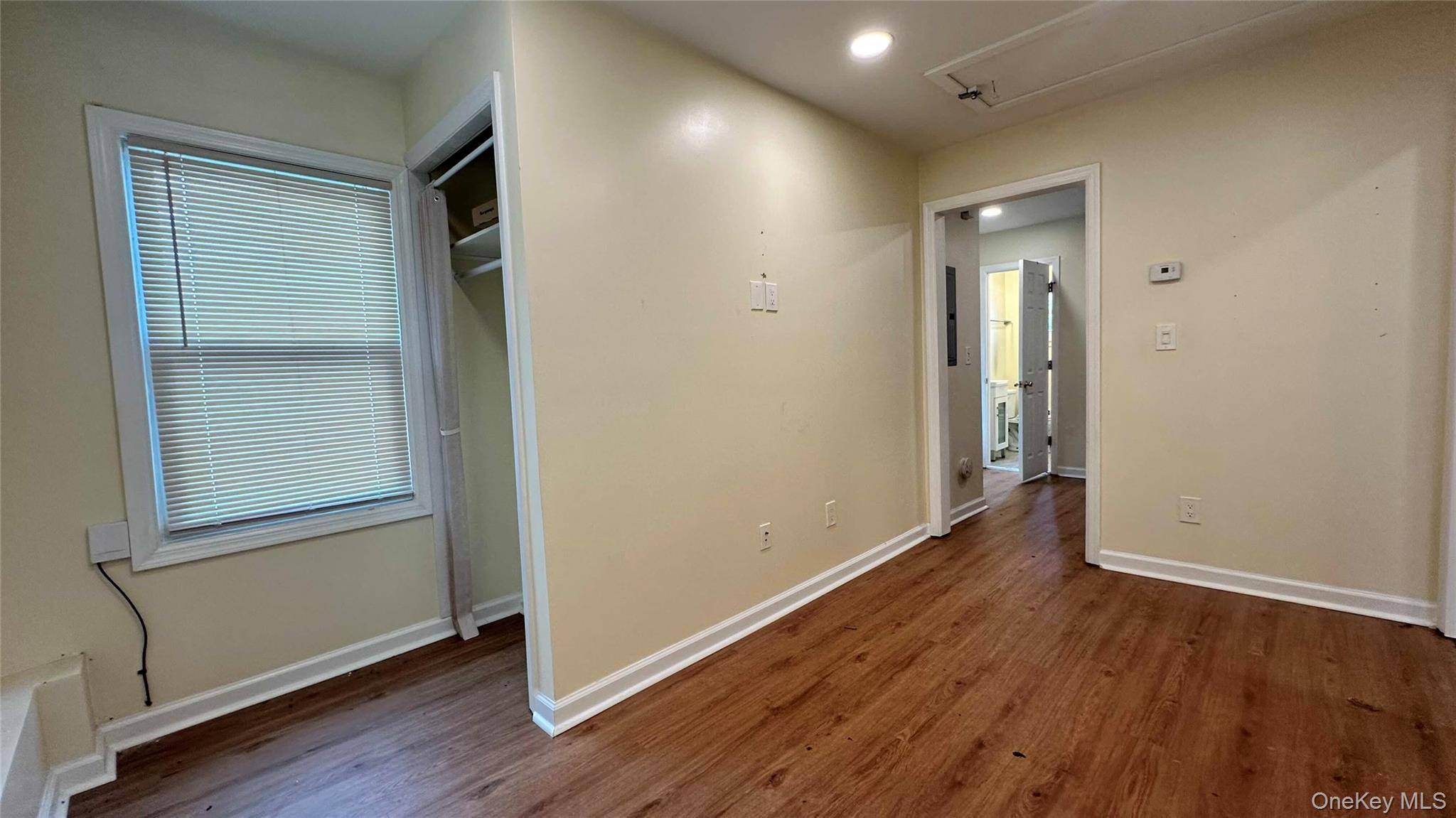 22 Ford ST #2, Glen Cove, NY 11542