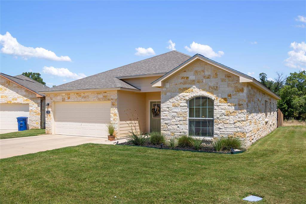 3110 Waterstone Drive, Brownwood, TX 76801