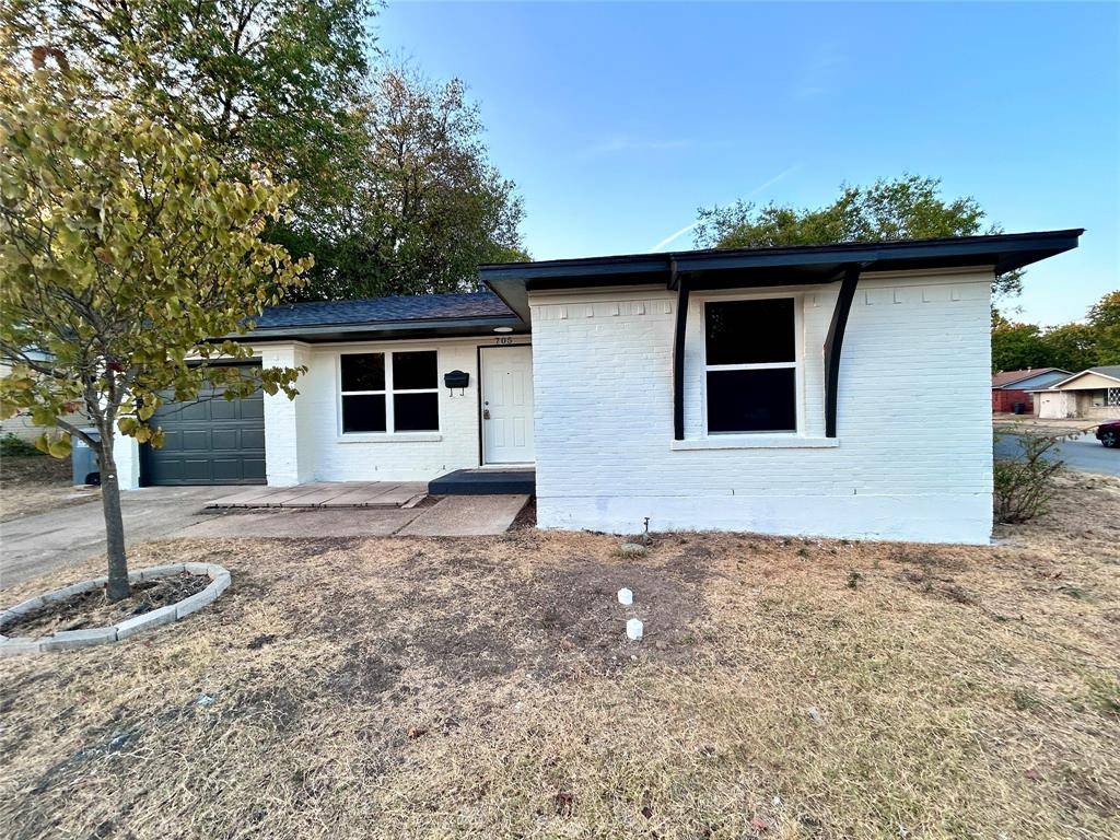705 Jadewood Drive, Dallas, TX 75232