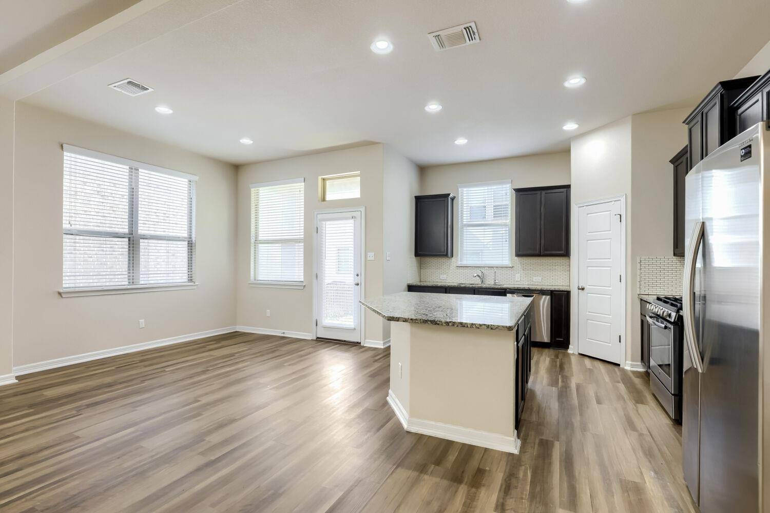 2501 Meyer CV #B, Pflugerville, TX 78660