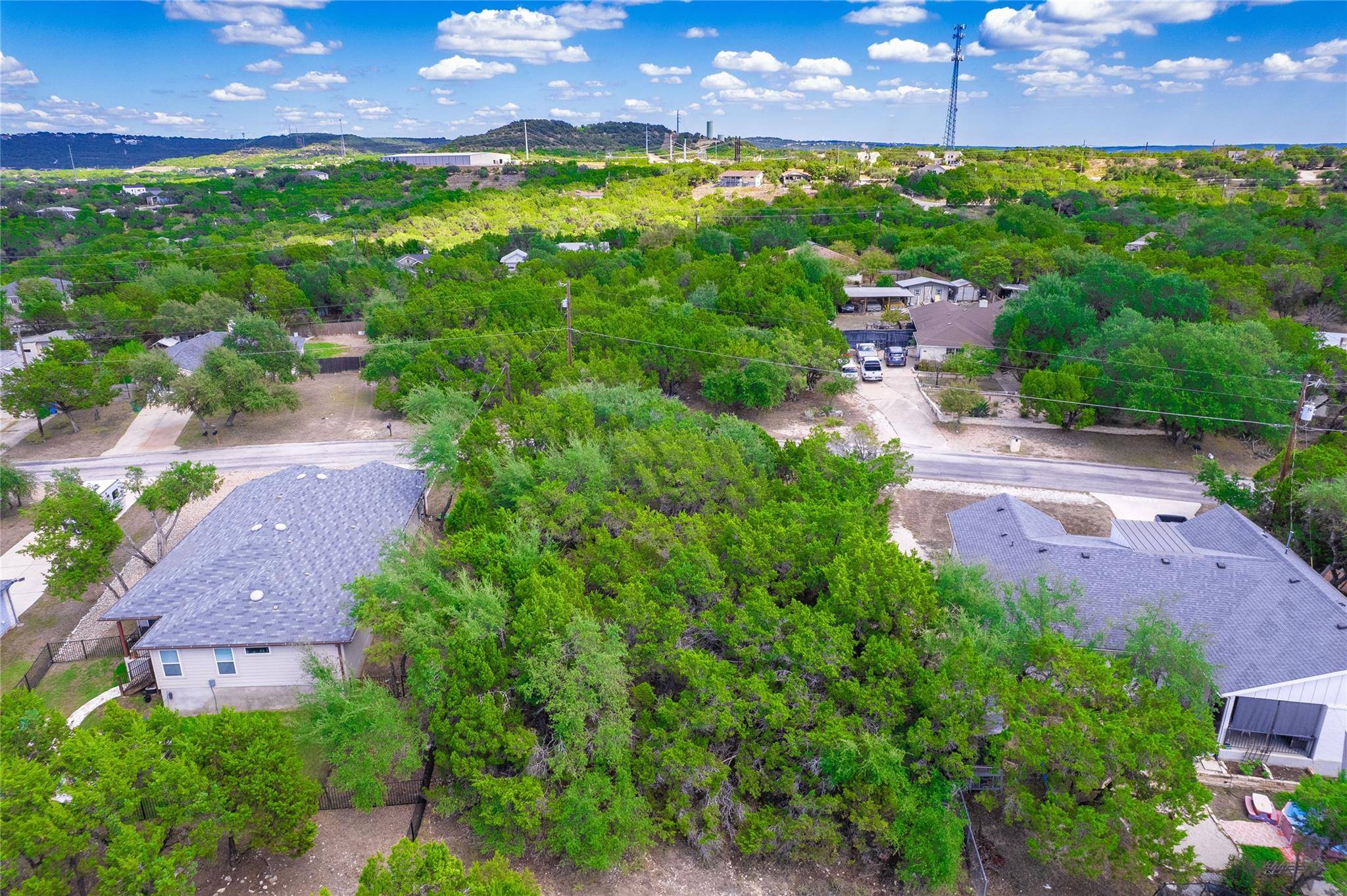 6206 La Mesa ST, Lago Vista, TX 78645