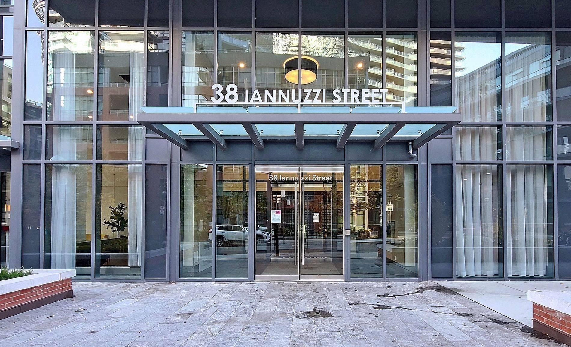 38 Iannuzzi ST #1503, Toronto C01, ON M5V 0S2