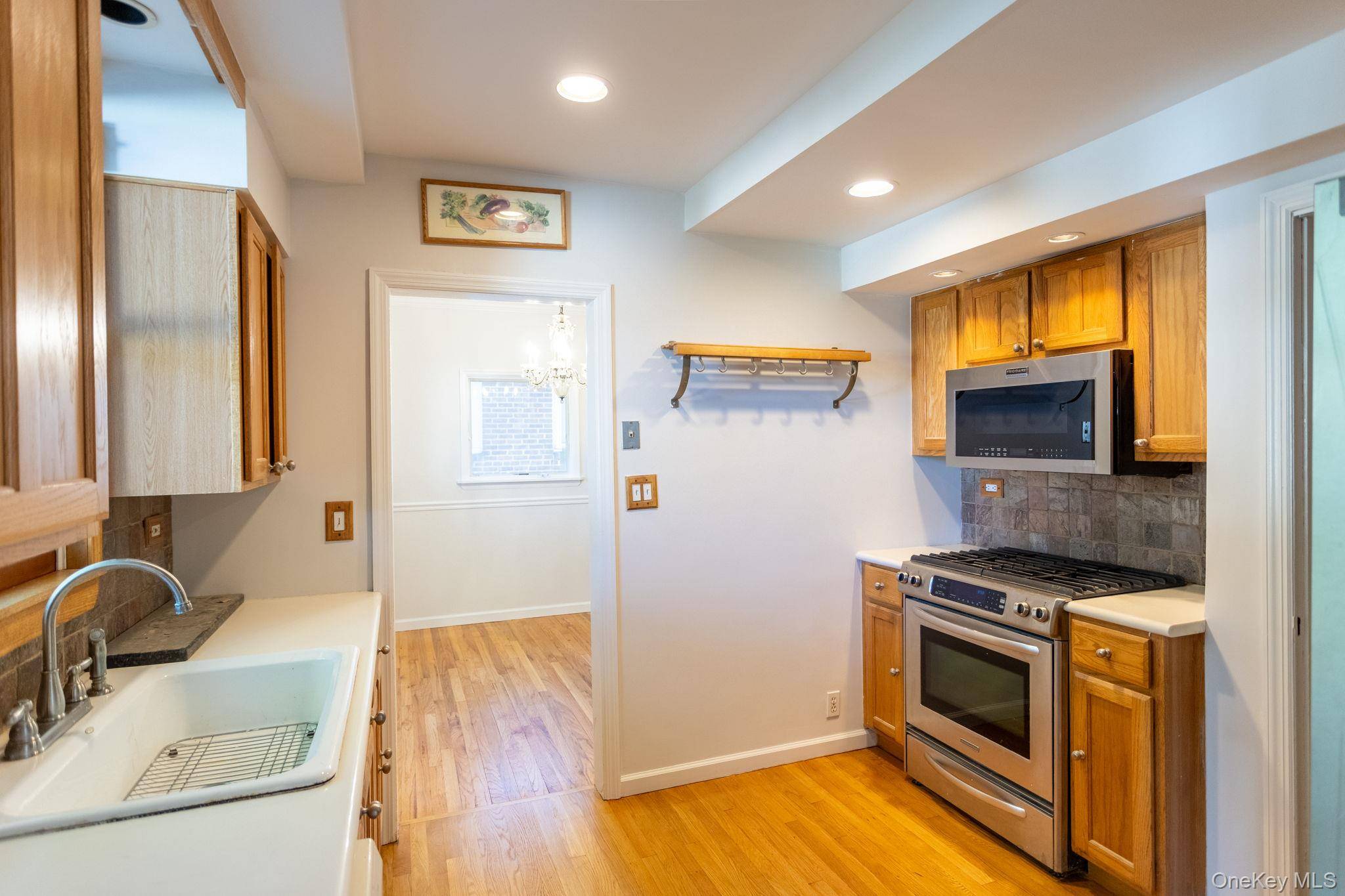 80-17 211th ST, Hollis Hills, NY 11427