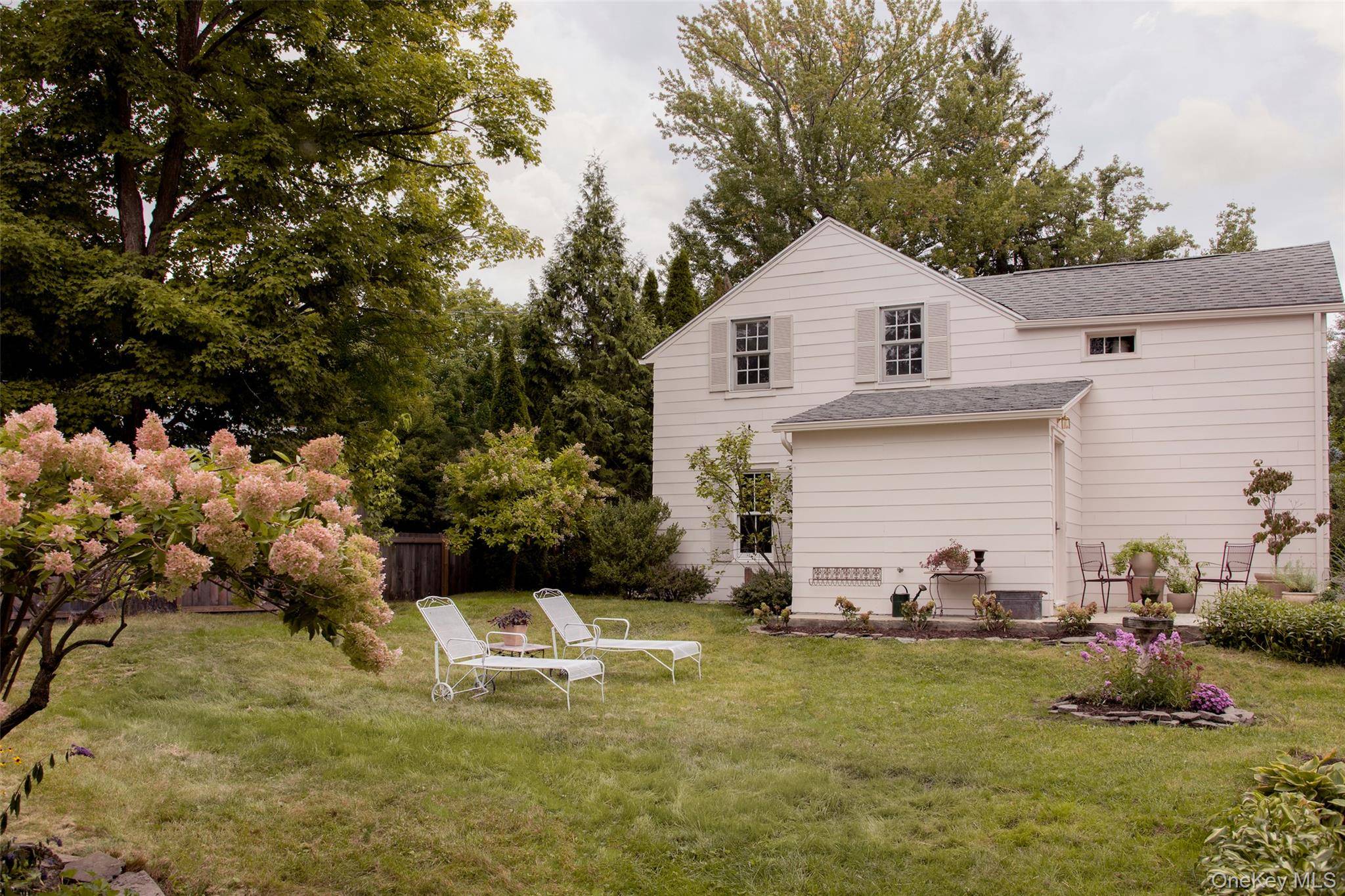 37 New York 9H, Hudson, NY 12534