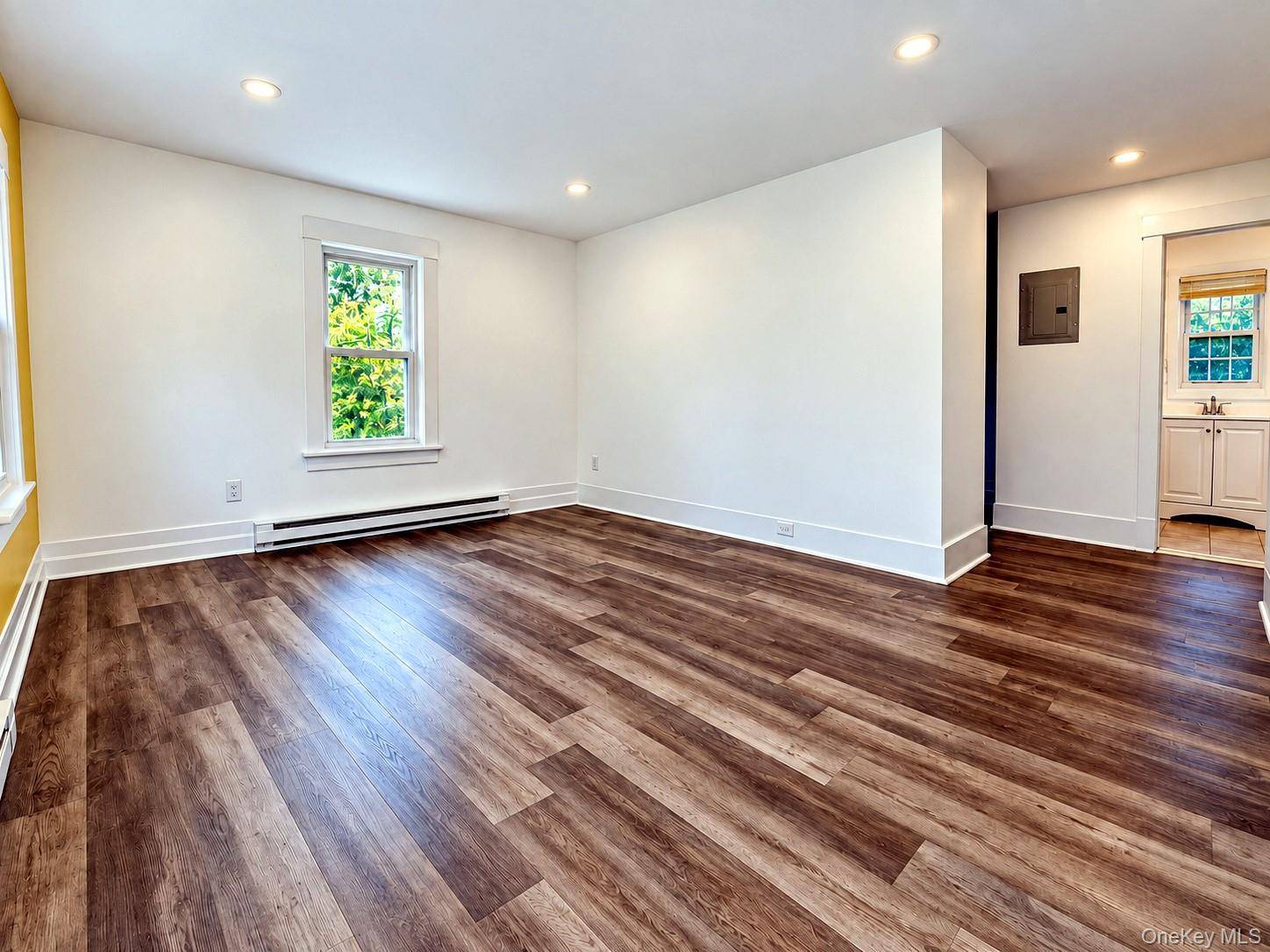 299 Peekskill Hollow RD #Second Floor, Putnam Valley, NY 10579