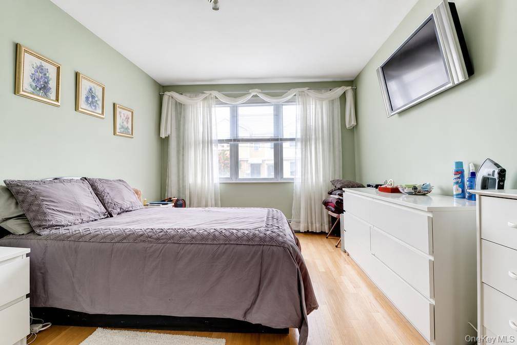 6214 62nd RD, Middle Village, NY 11379