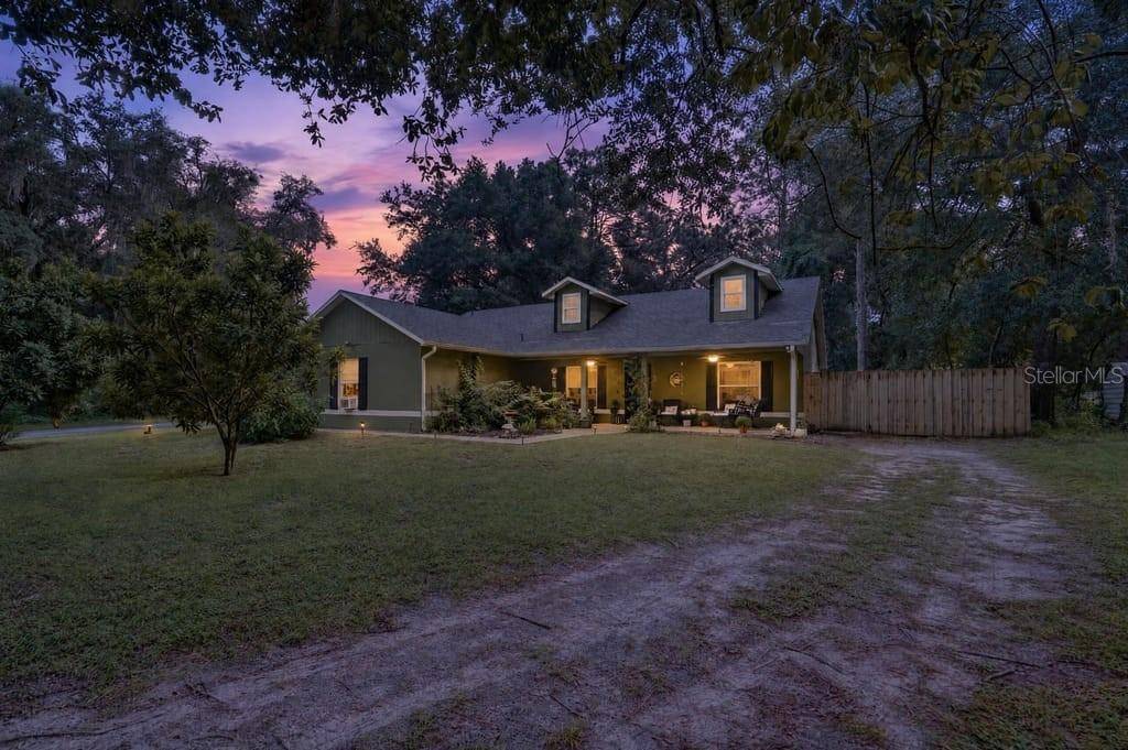 1580 DELAND AVE, Orange City, FL 32763