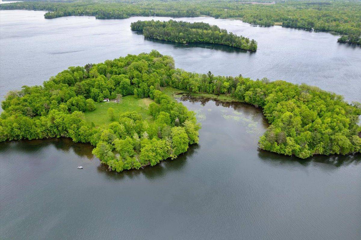 X Garbutt Island, Birchwood, WI 54817