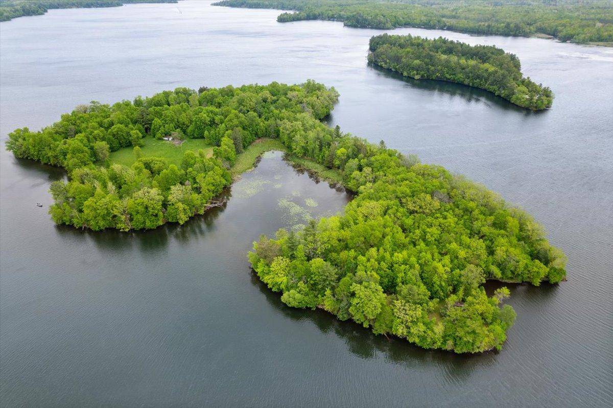 X Garbutt Island, Birchwood, WI 54817