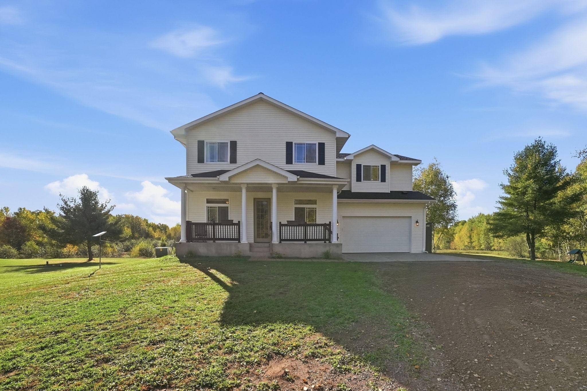 38582 Clover CIR, Hinckley, MN 55037