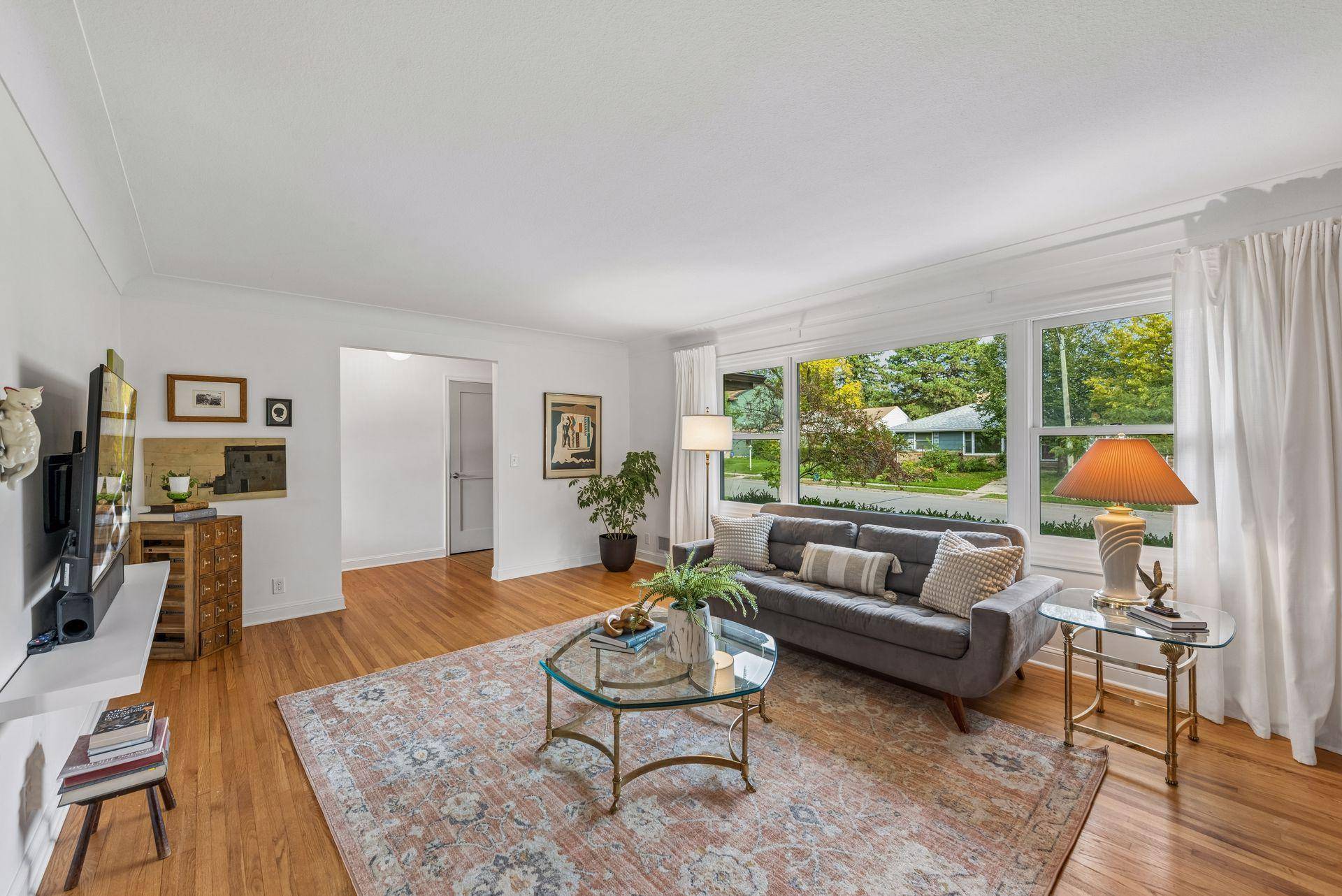 6032 Oliver AVE S, Minneapolis, MN 55419