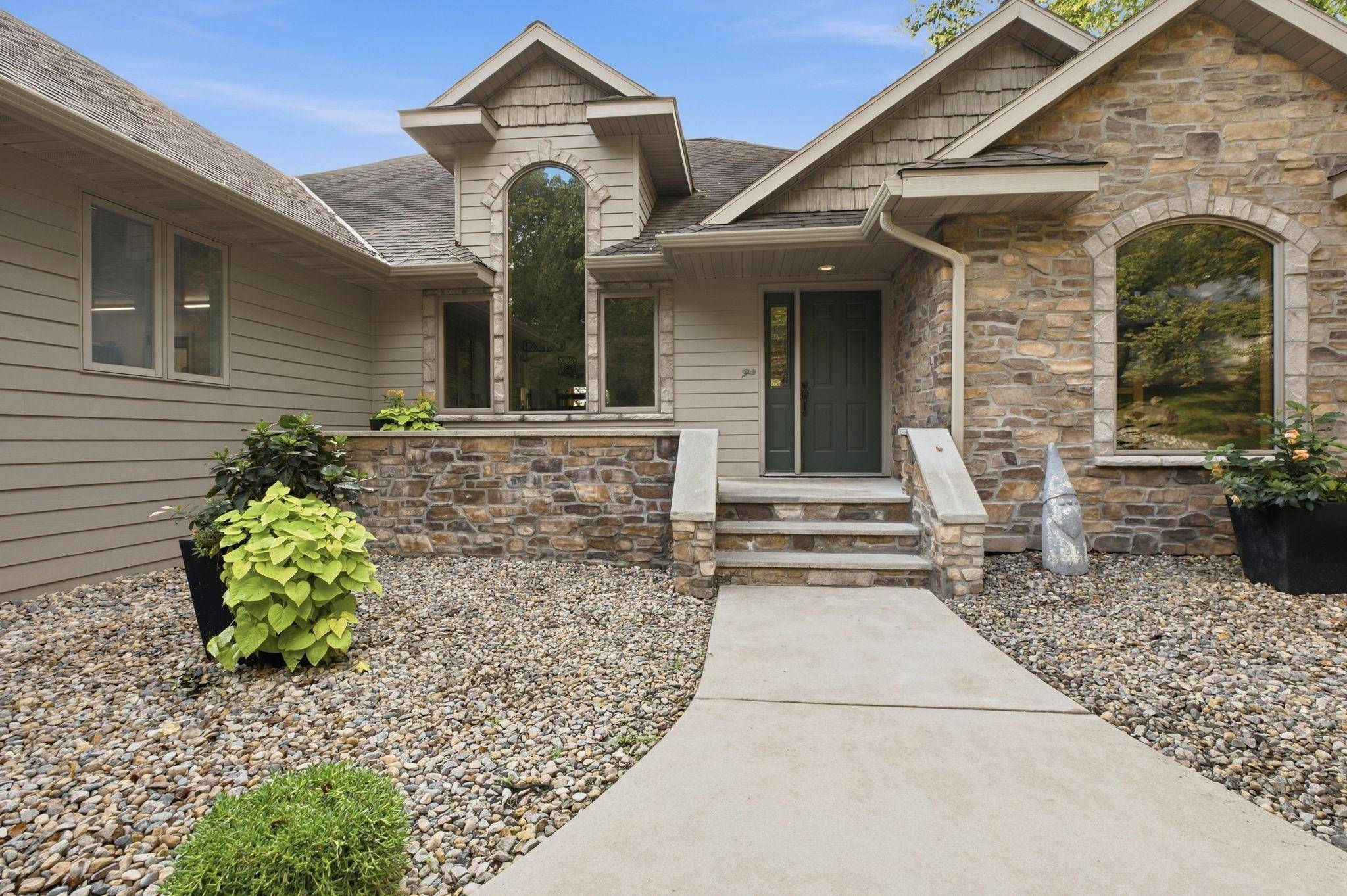 4201 104th AVE NE, Spicer, MN 56288