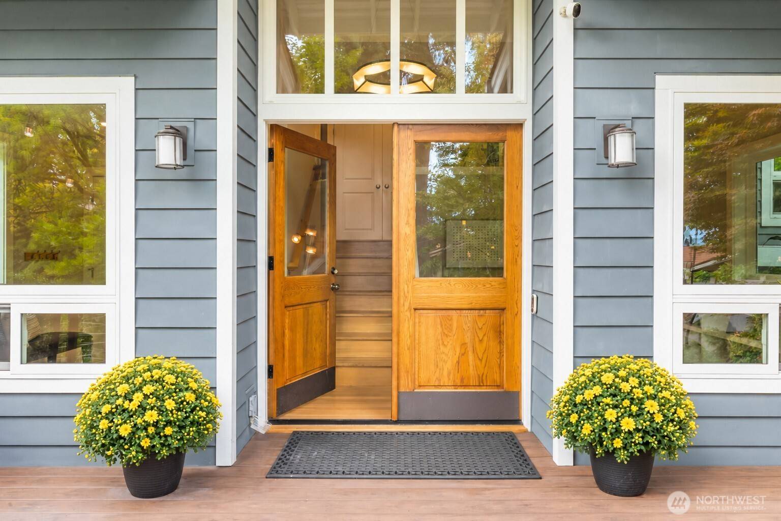 7803 89th PL SE, Mercer Island, WA 98040