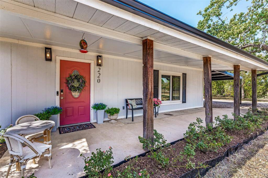 220 Ash Creek Drive W, Sanctuary, TX 76020