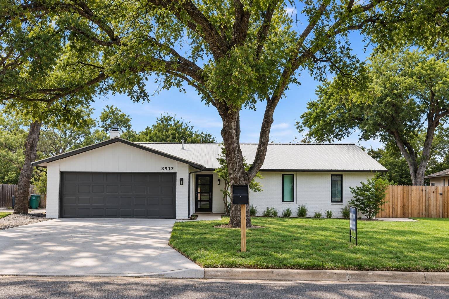 3917 Leafield DR, Austin, TX 78749