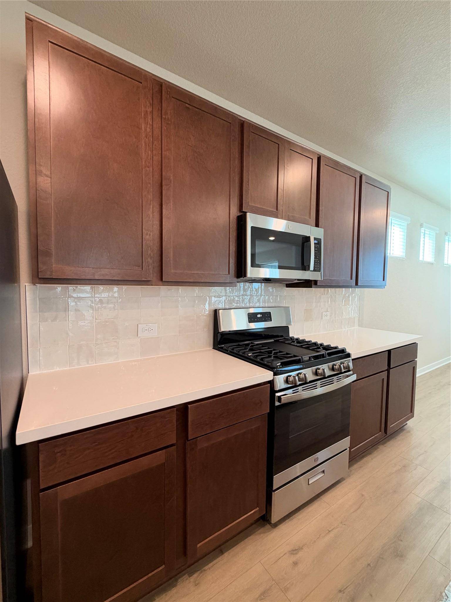 136 Hartson DR, Taylor, TX 76574