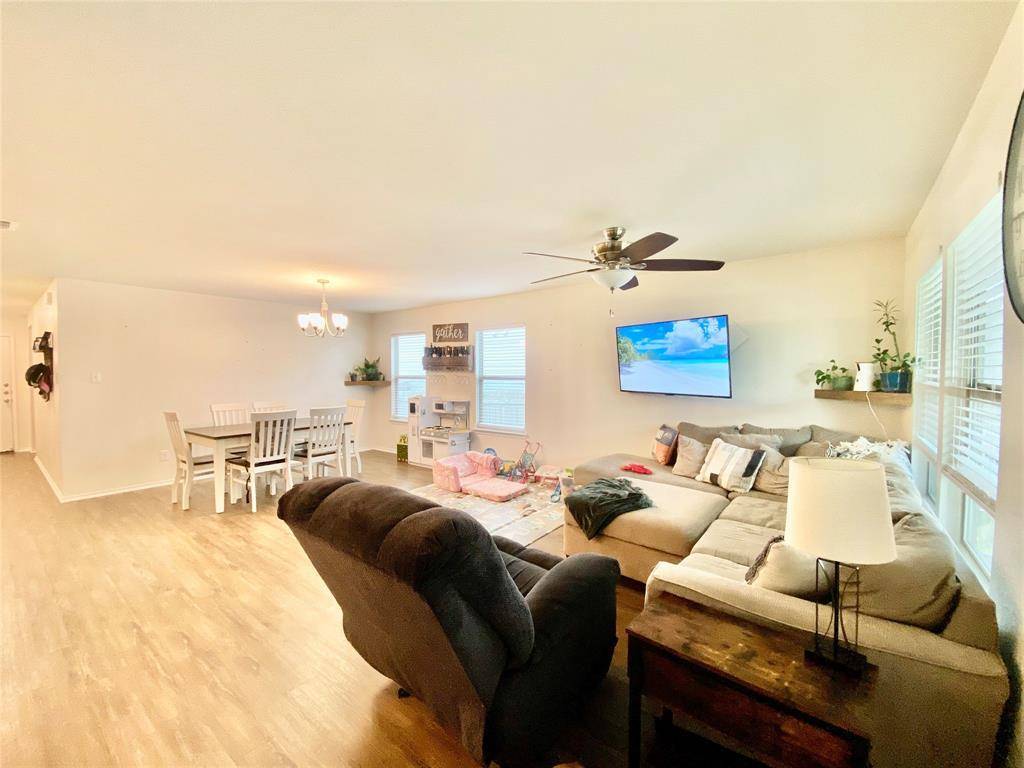 110 W Point WAY, Elgin, TX 78621