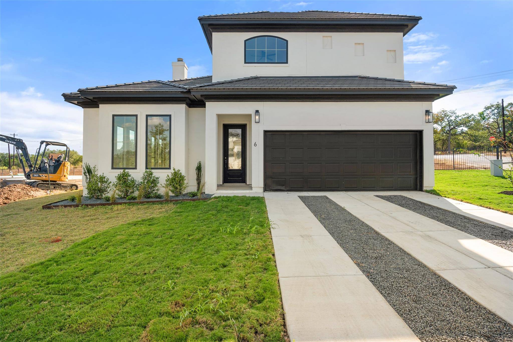 711 N Paleface Ranch RD #6, Spicewood, TX 78669