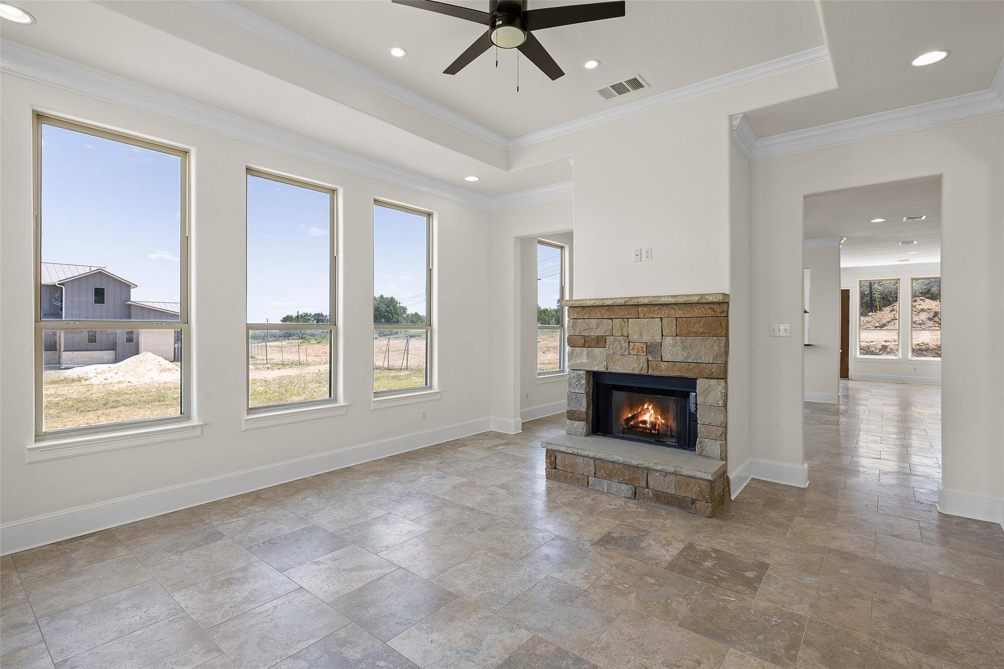 711 N Paleface Ranch RD #6, Spicewood, TX 78669