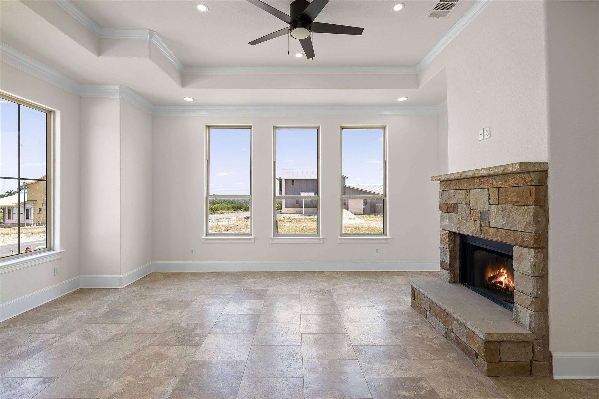 711 N Paleface Ranch RD #6, Spicewood, TX 78669