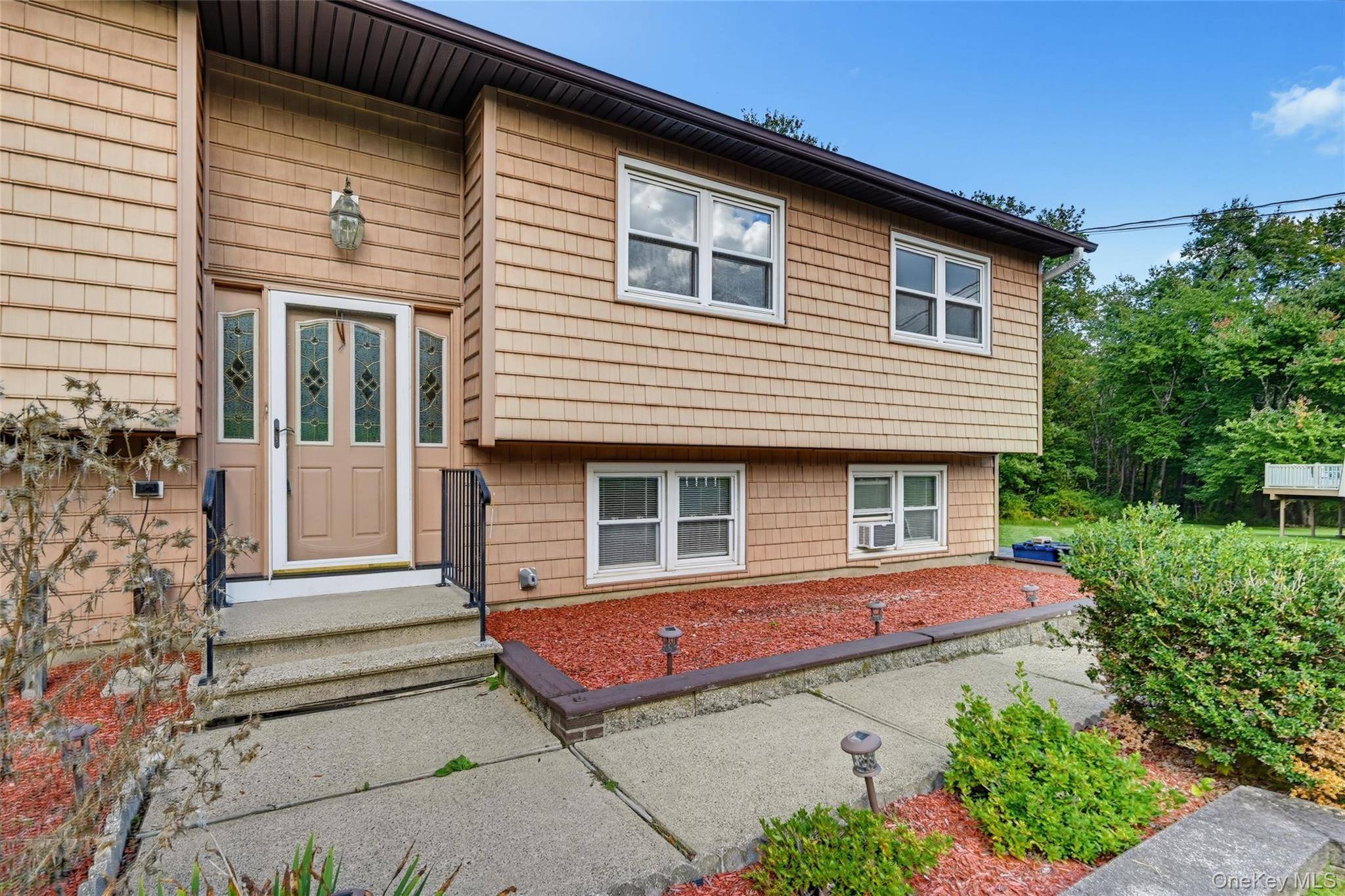 70 Bayberry DR, Monroe, NY 10950