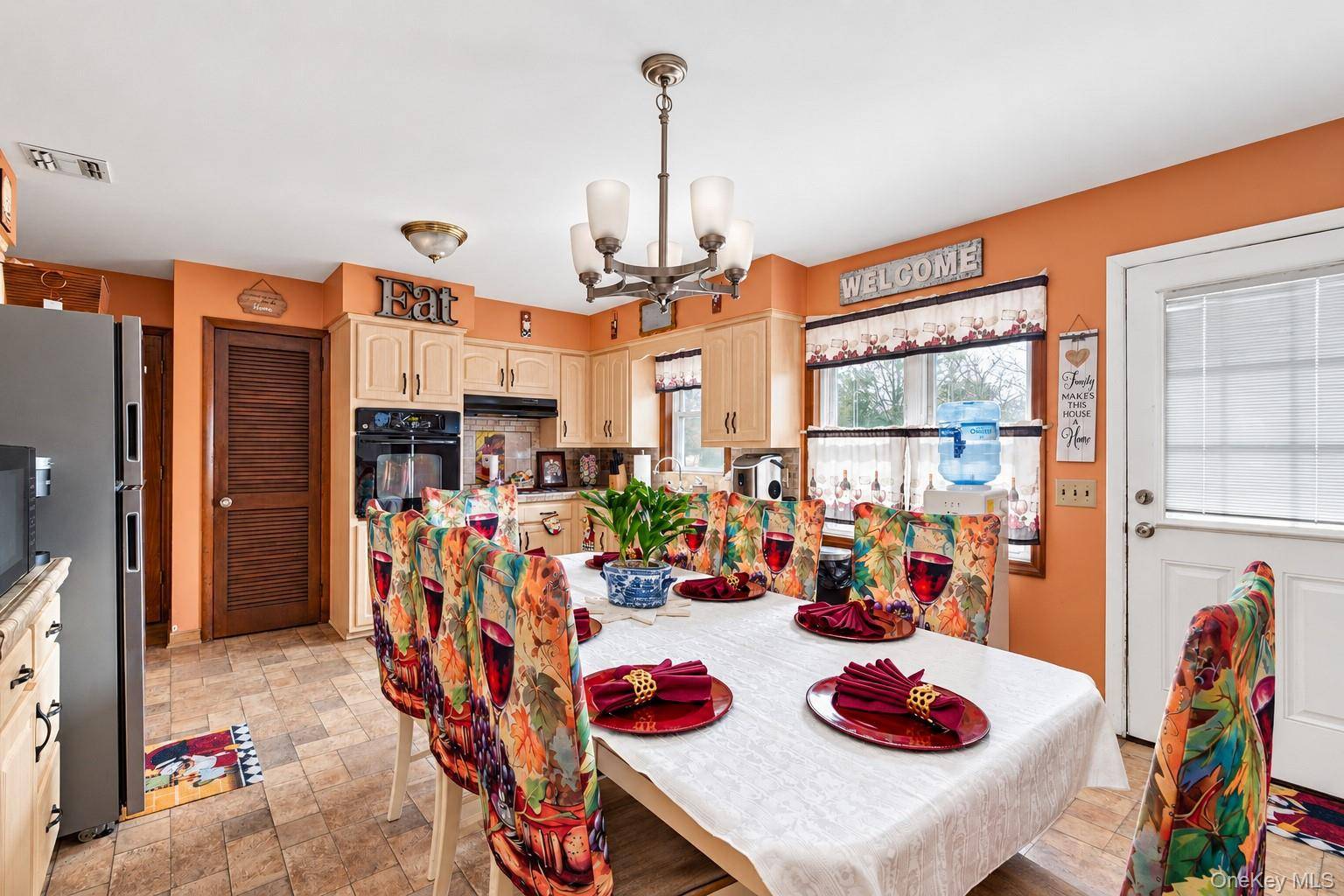 270 Old Commack RD, Kings Park, NY 11754