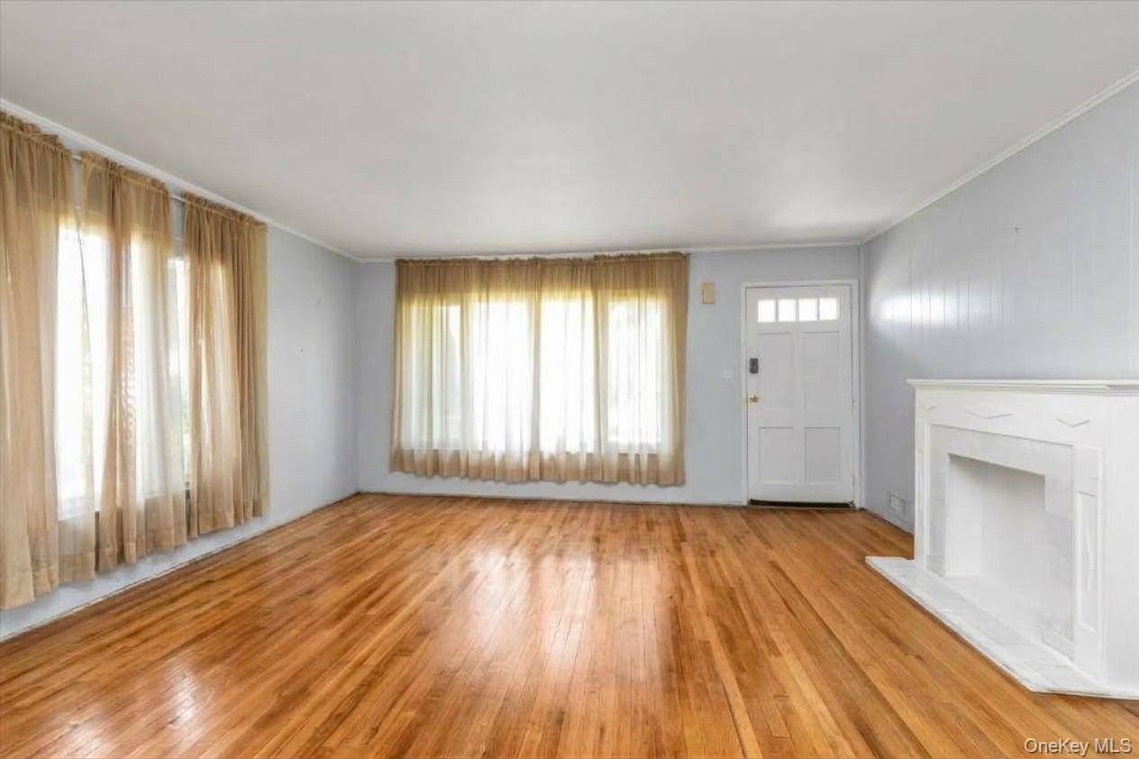 Address not disclosed, West Hempstead, NY 11552
