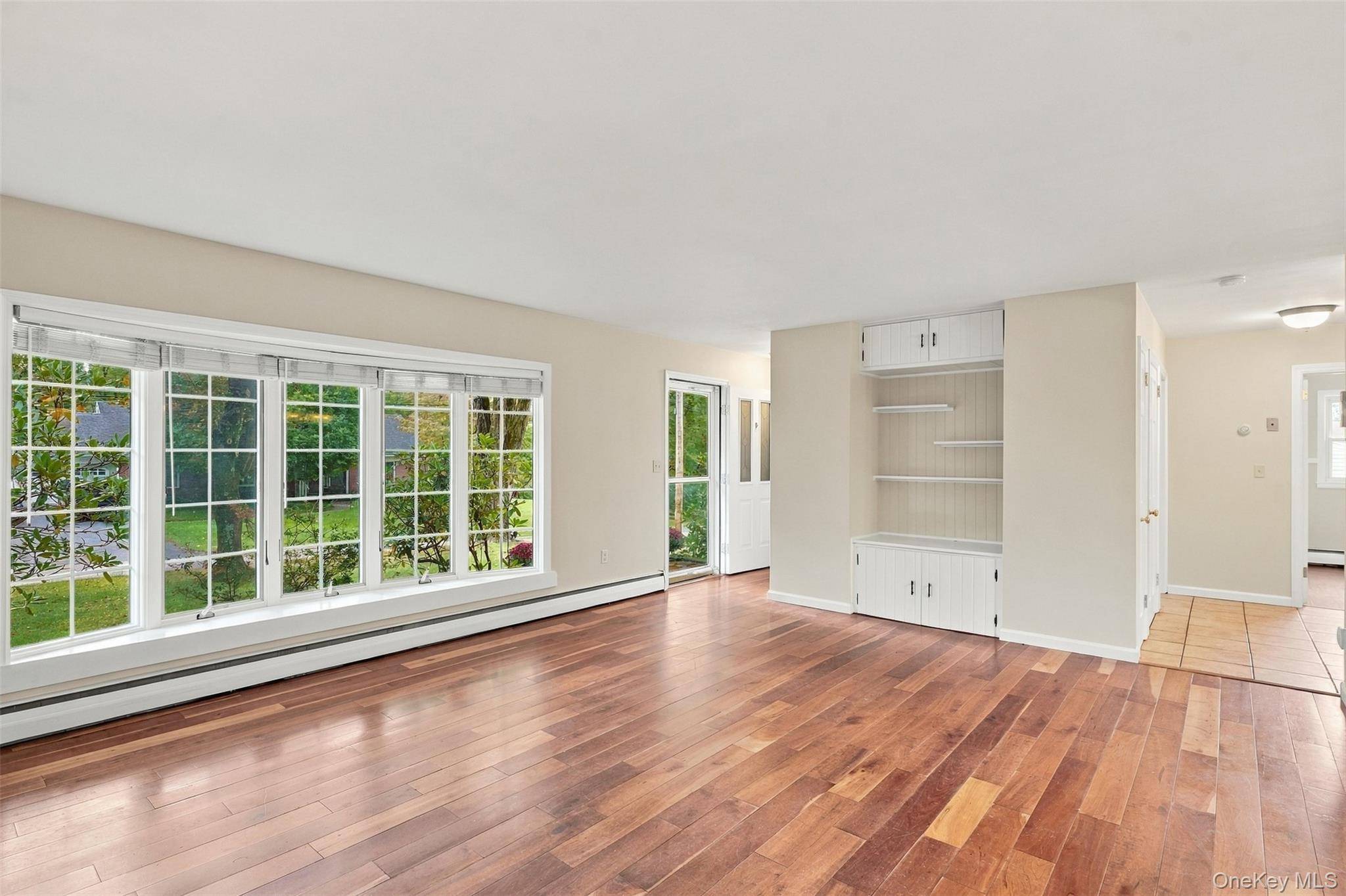 212 Rickey RD, Stone Ridge, NY 12484