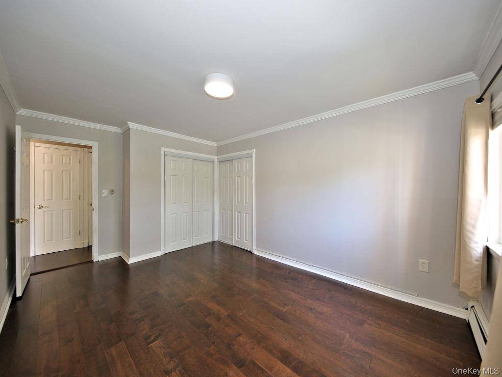 828 Pelhamdale #2B, New Rochelle, NY 10801