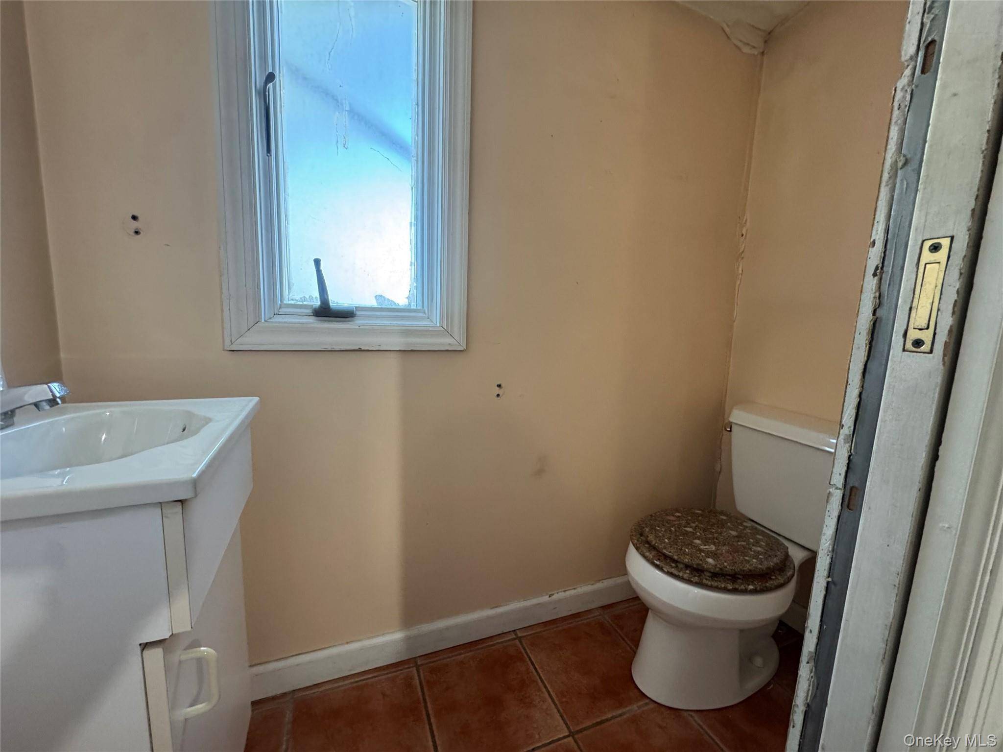 331 Beach 91st ST, Rockaway Beach, NY 11693