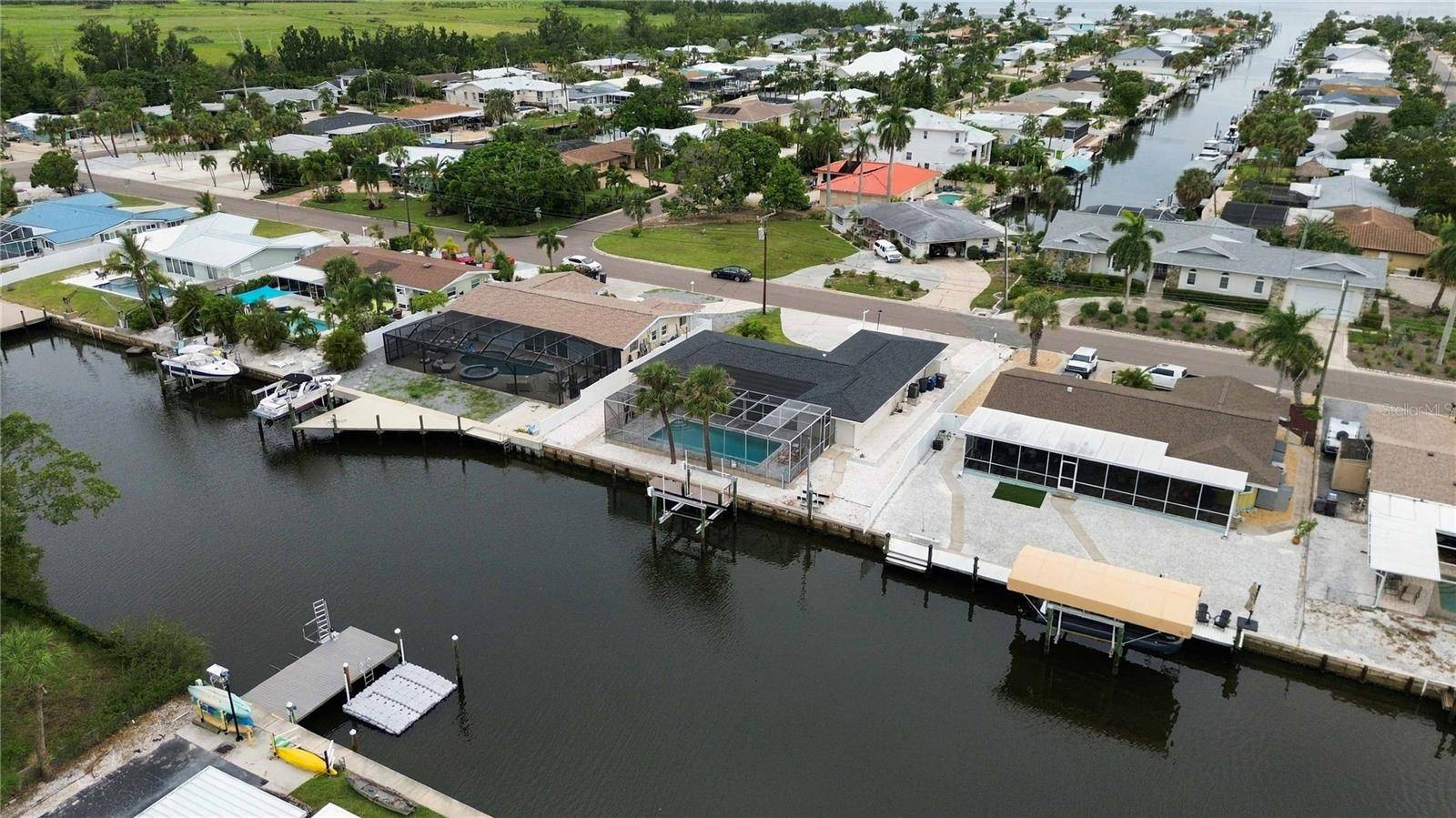 9911 ROYAL PALM DR, Bradenton, FL 34210