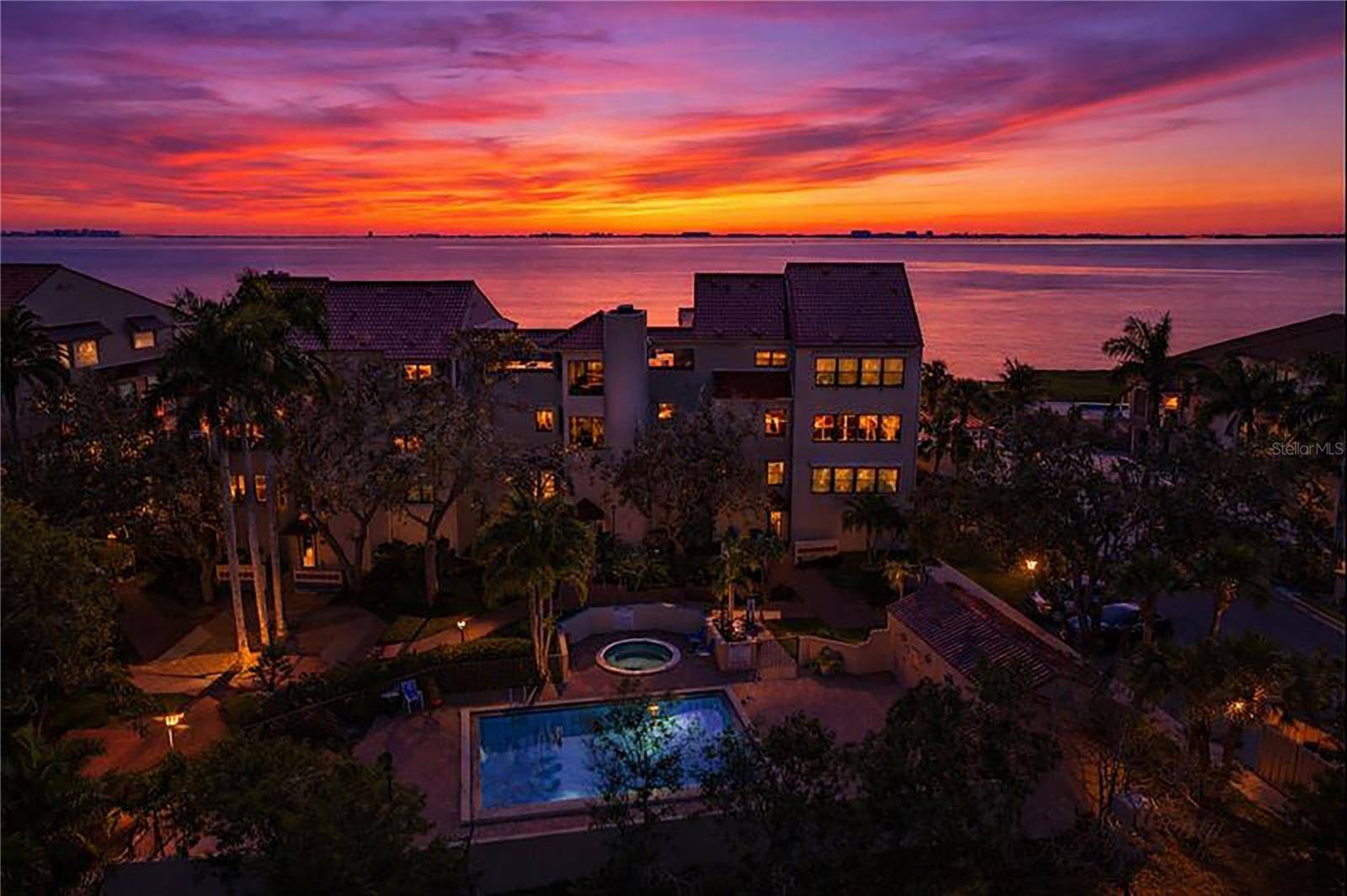 4565 BAY CLUB DR #27, Bradenton, FL 34210