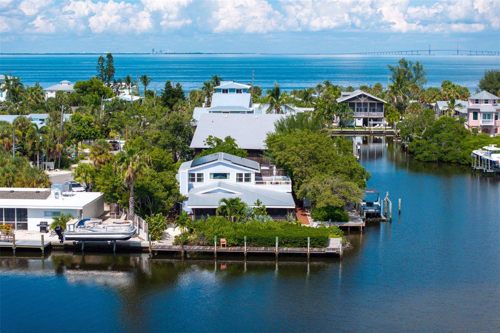 511 SOUTH DR, Anna Maria, FL 34216