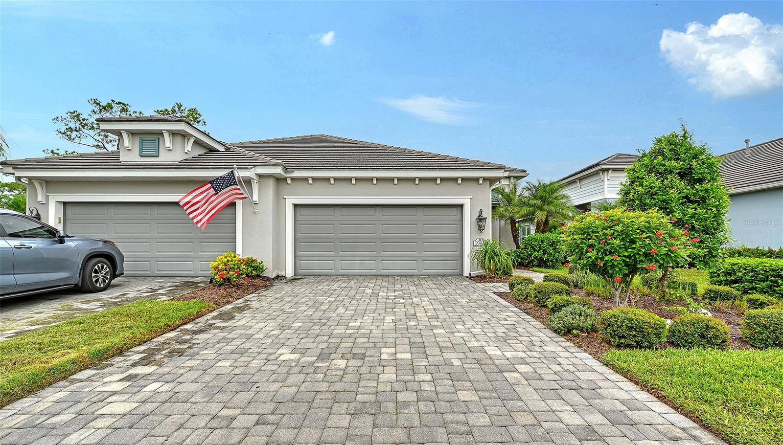 2984 SKY BLUE CV, Bradenton, FL 34211