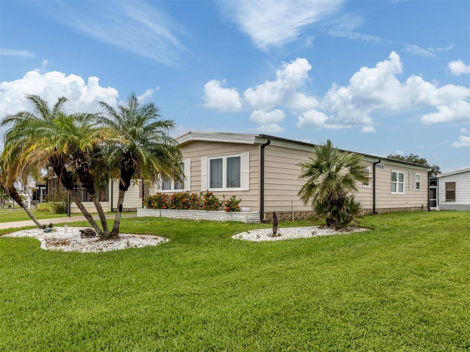 196 PALM HARBOR DR, North Port, FL 34287