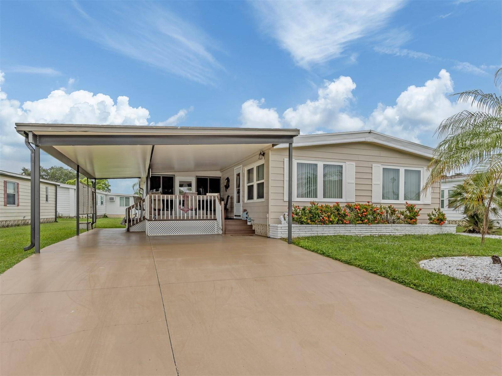 196 PALM HARBOR DR, North Port, FL 34287