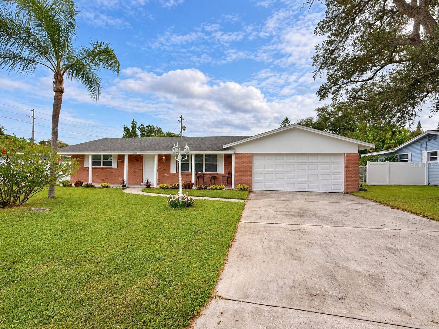 1163 FAY AVE, Largo, FL 33771