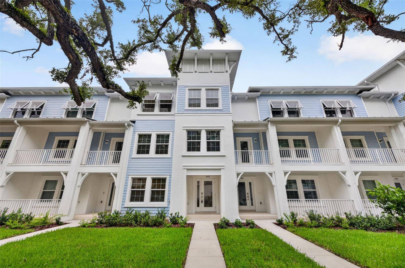 1439 WEST CHESTNUT ST, Tampa, FL 33607