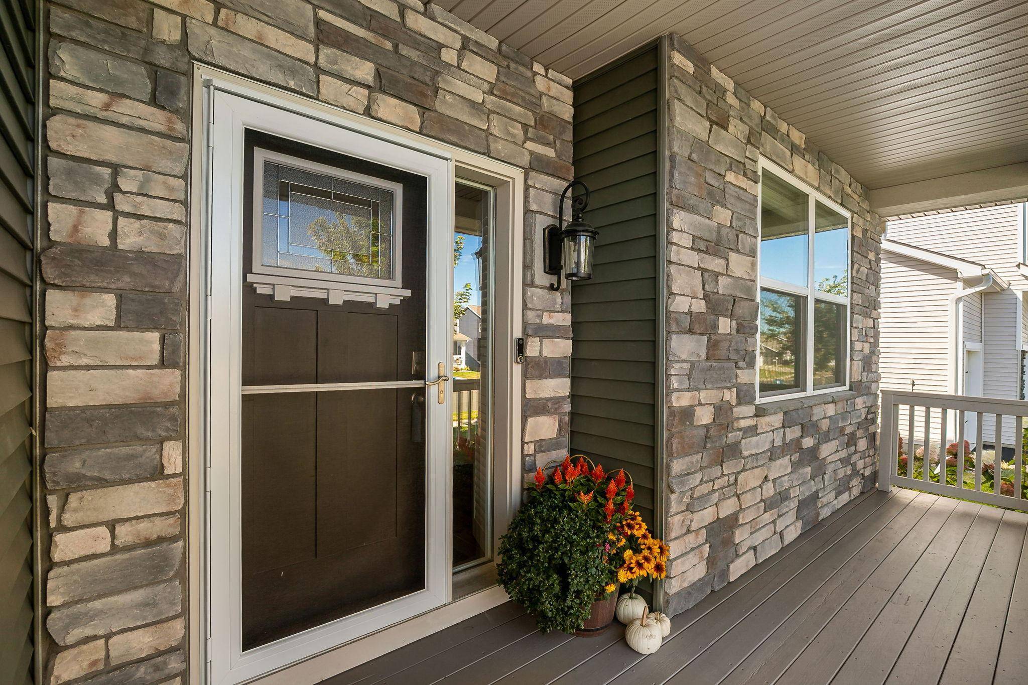 2140 Windermere CIR, Shakopee, MN 55379