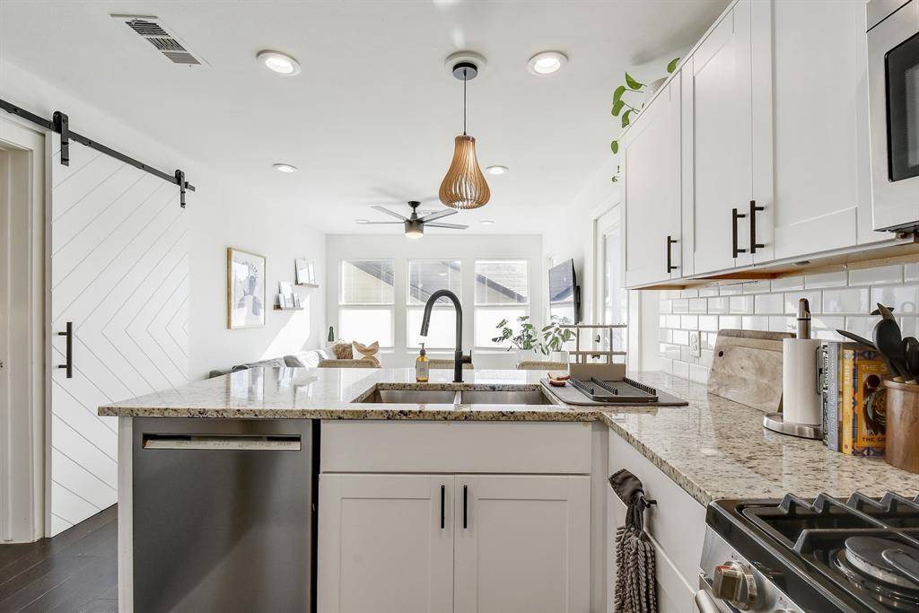 2901 Glen Rae ST #A, Austin, TX 78702