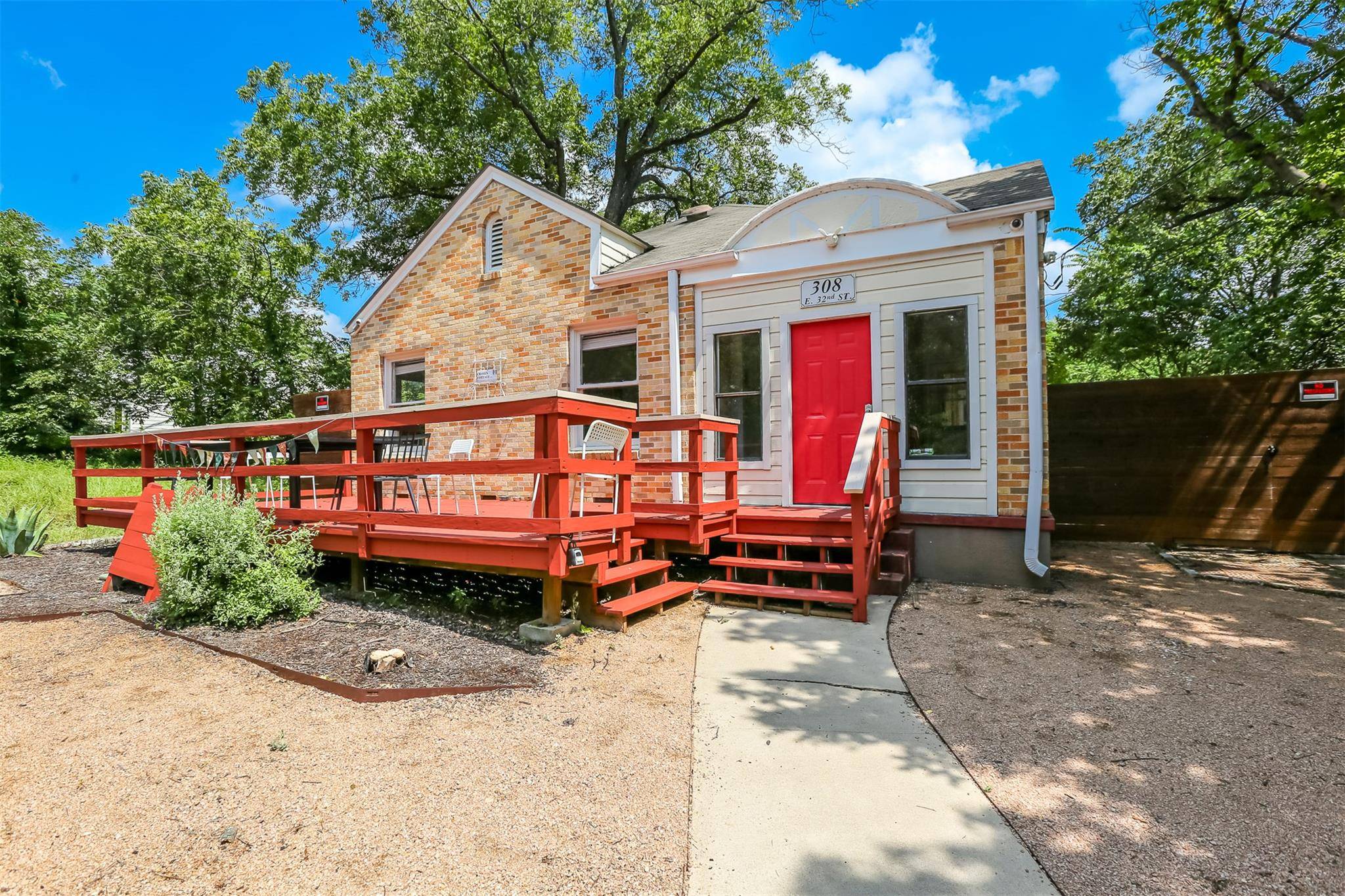 308 E 32nd ST #A+B, Austin, TX 78705